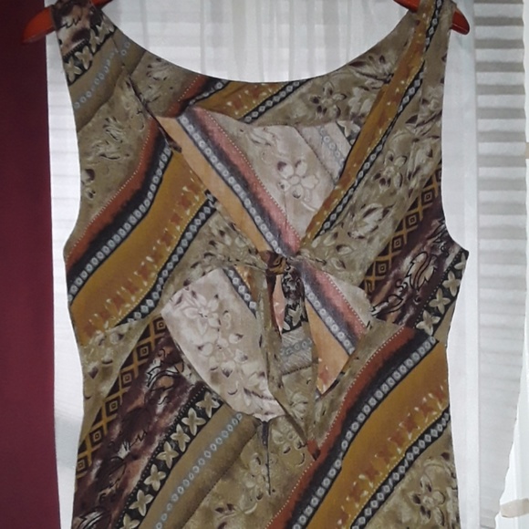 Long Open Tie-Back Earthy dress - Picture 5 of 7